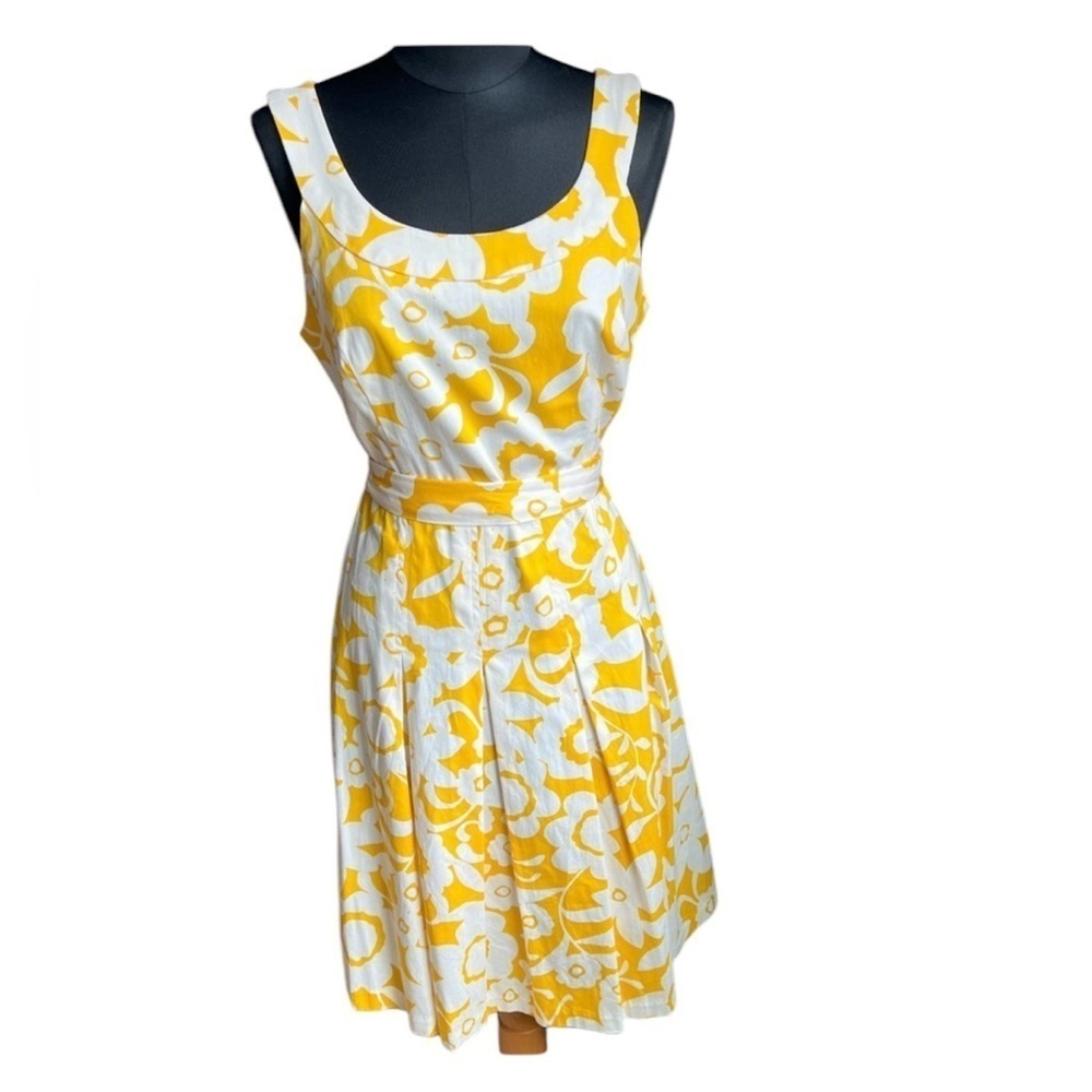 Connected Apparel Floral Yellow White Dress Belted Sleeveless Pleated 12